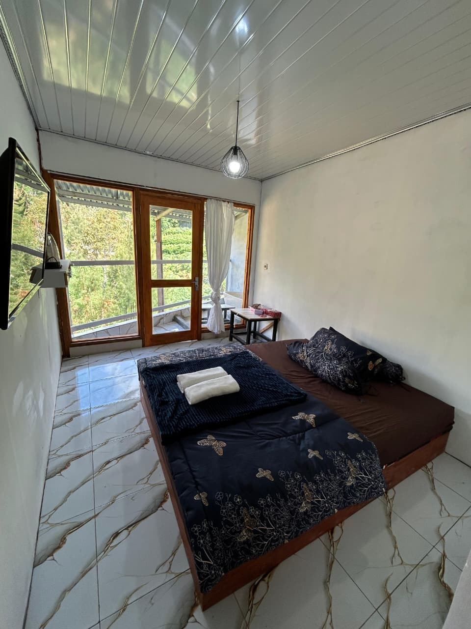 Tilem Cabin Single Room Deluxe Bathup