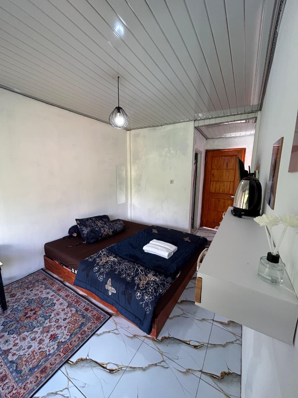 Tilem Cabin Single Room Deluxe Bathup gallery 1